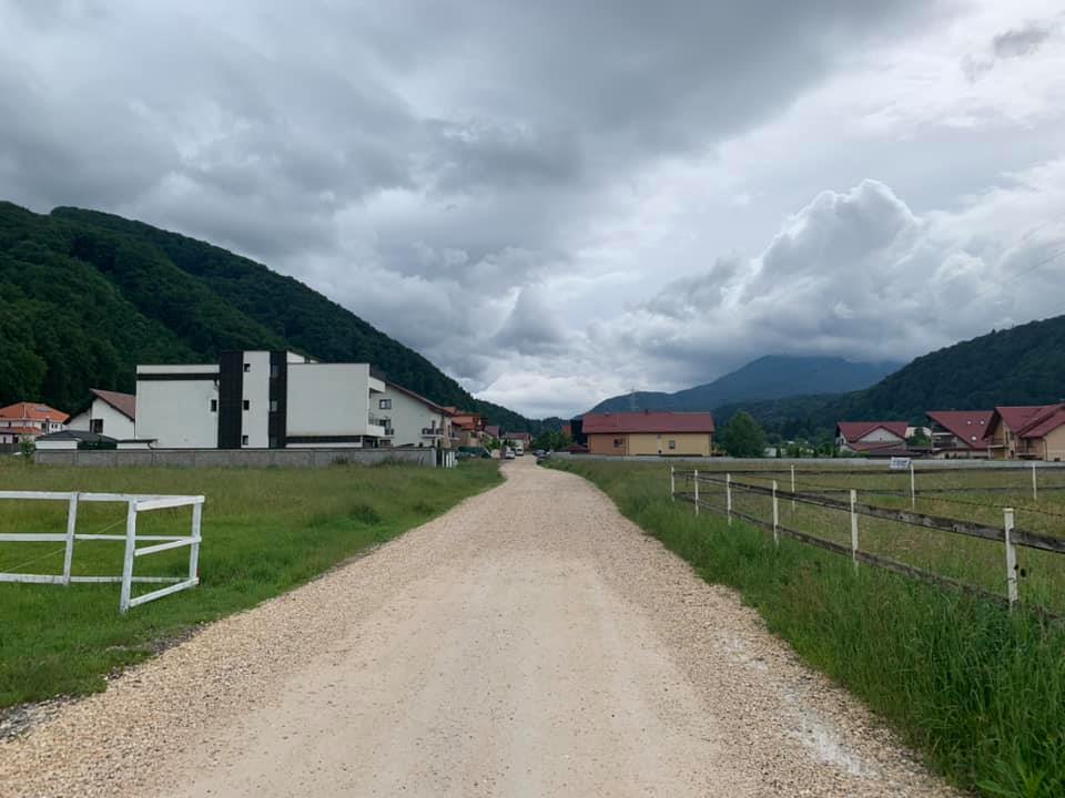 Iluminat public stradal în cartierul Camping-Apa Rece